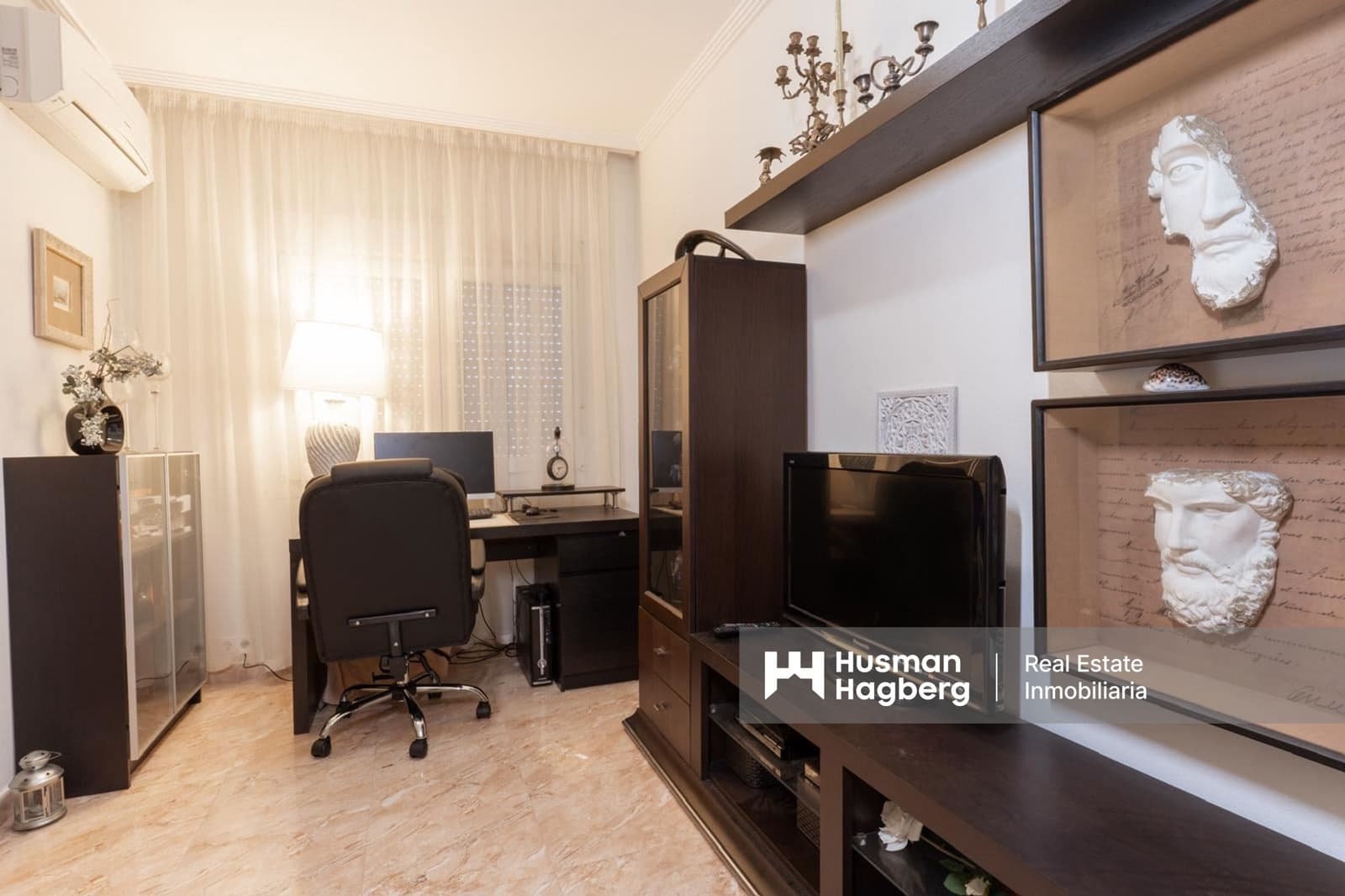 7 makuuhuone Huvila myytävänä paikassa Los Altos mukana uima-altaan - 930 000 € (Ref: 9849841)