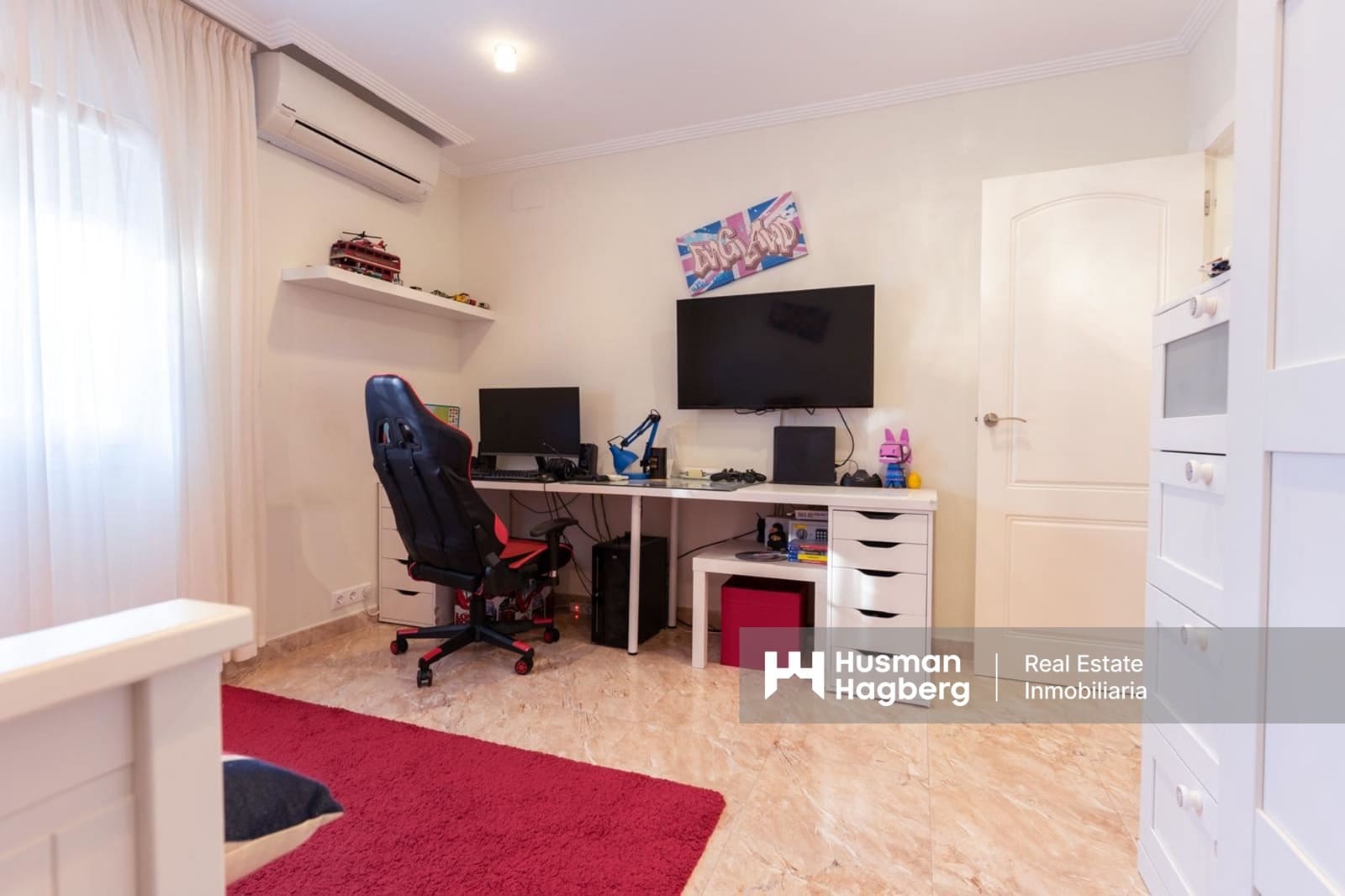 7 makuuhuone Huvila myytävänä paikassa Los Altos mukana uima-altaan - 930 000 € (Ref: 9849841)