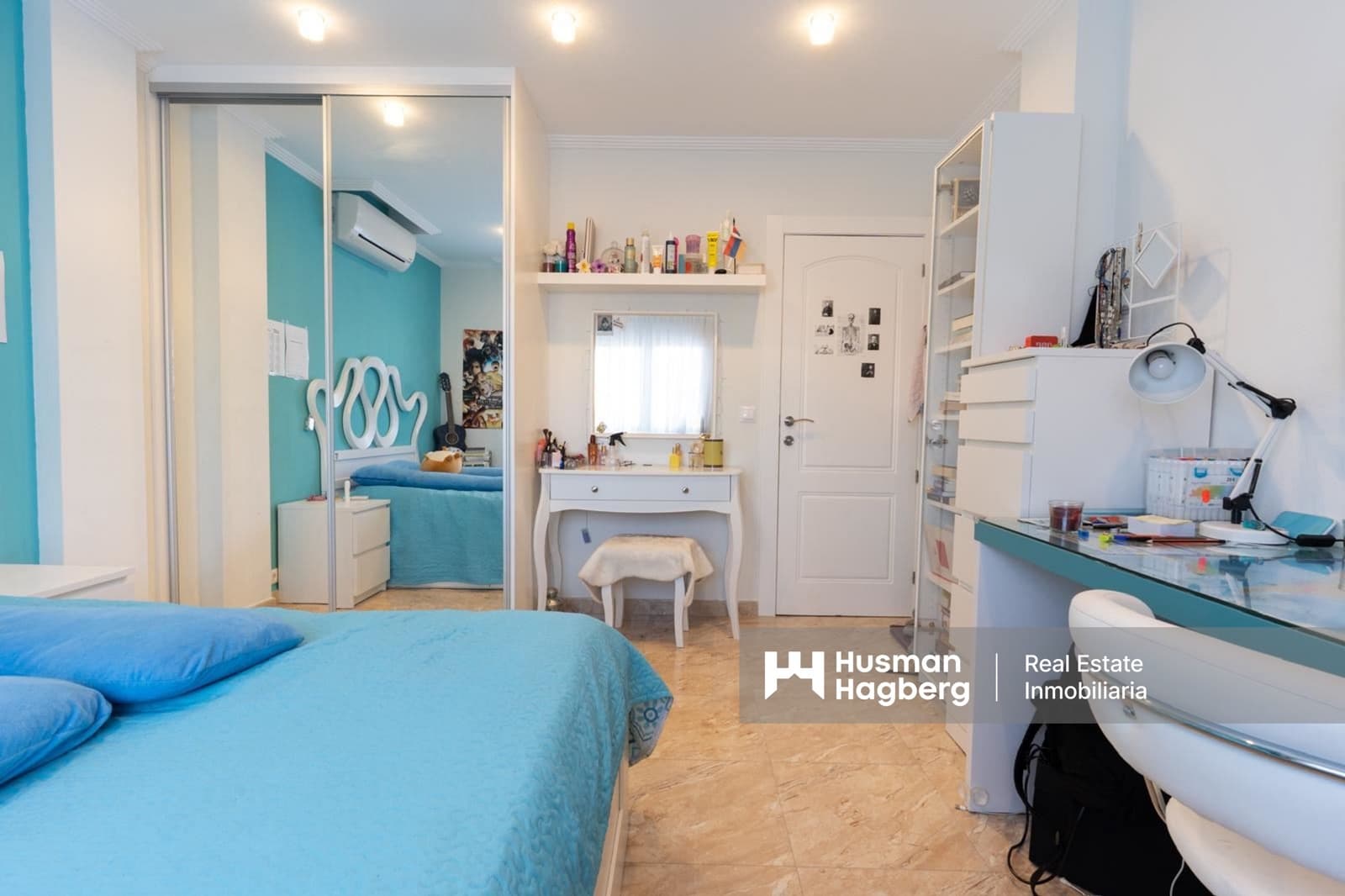 7 makuuhuone Huvila myytävänä paikassa Los Altos mukana uima-altaan - 930 000 € (Ref: 9849841)
