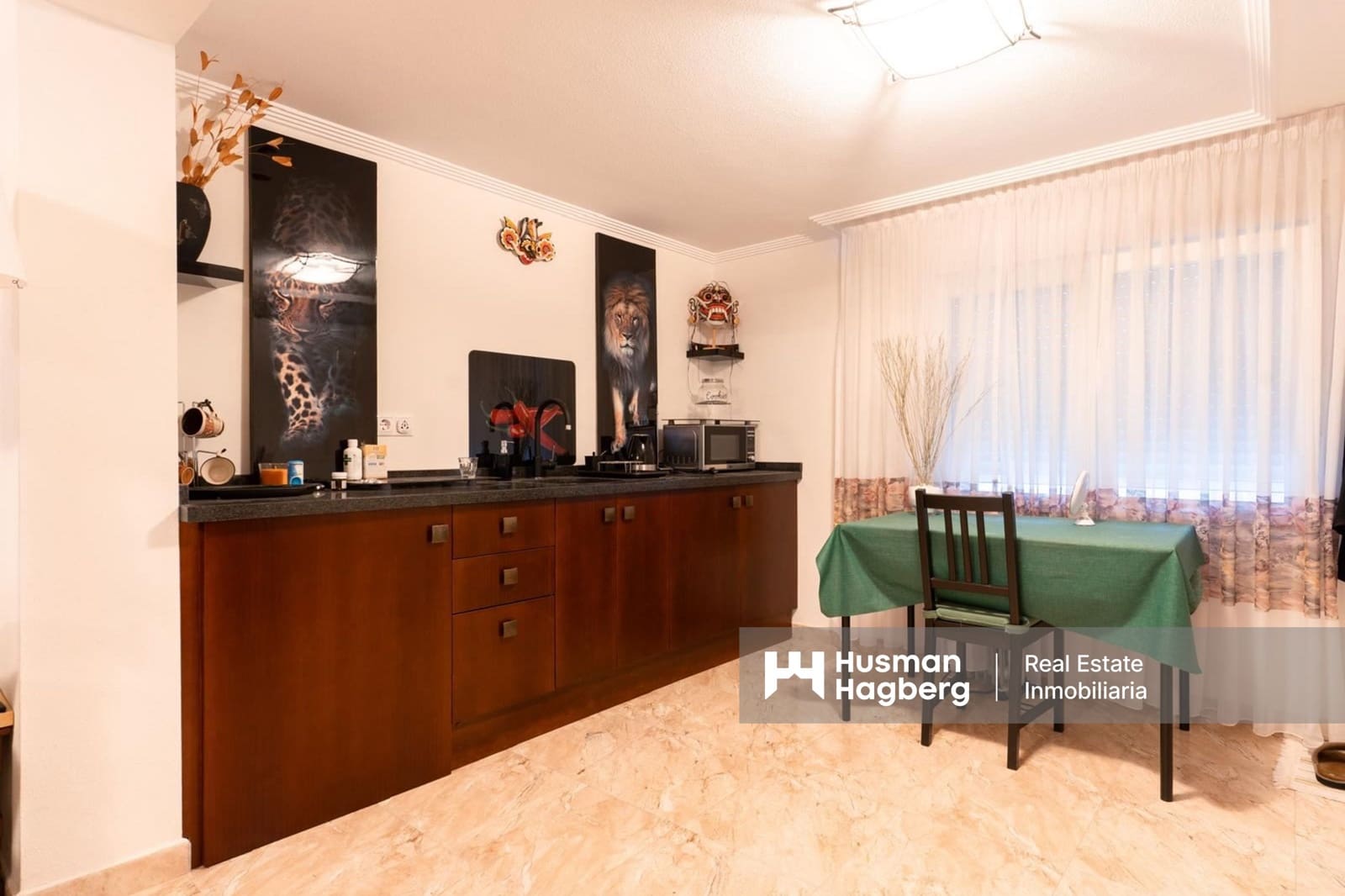 7 makuuhuone Huvila myytävänä paikassa Los Altos mukana uima-altaan - 930 000 € (Ref: 9849841)