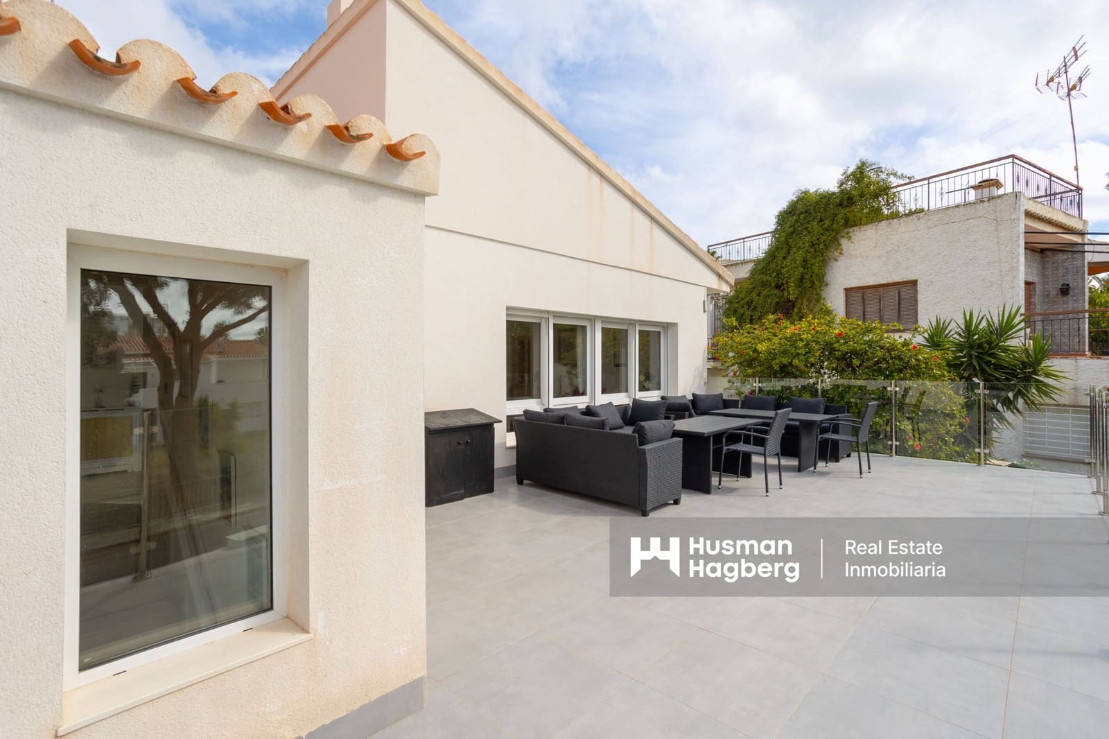 8 Zimmer Villa zu verkaufen in Campoamor mit Pool - 1.350.000 € (Ref: 9849842)