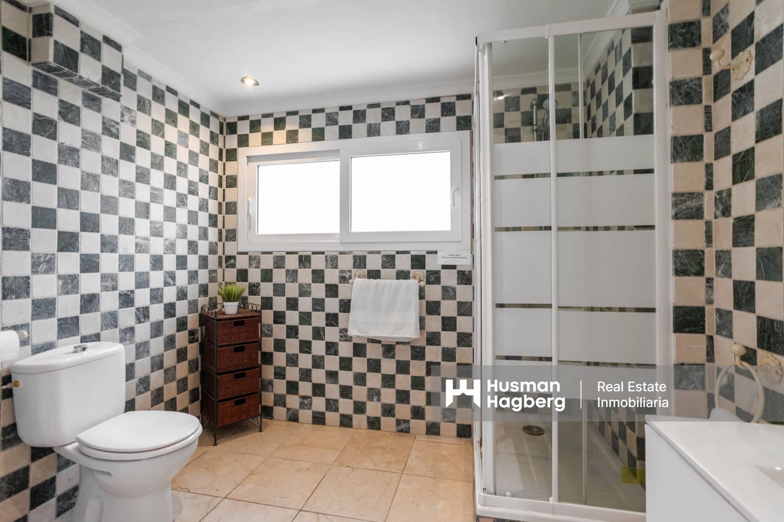 8 Zimmer Villa zu verkaufen in Campoamor mit Pool - 1.350.000 € (Ref: 9849842)