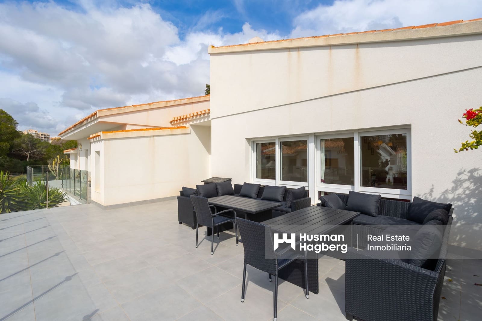 8 Zimmer Villa zu verkaufen in Campoamor mit Pool - 1.350.000 € (Ref: 9849842)