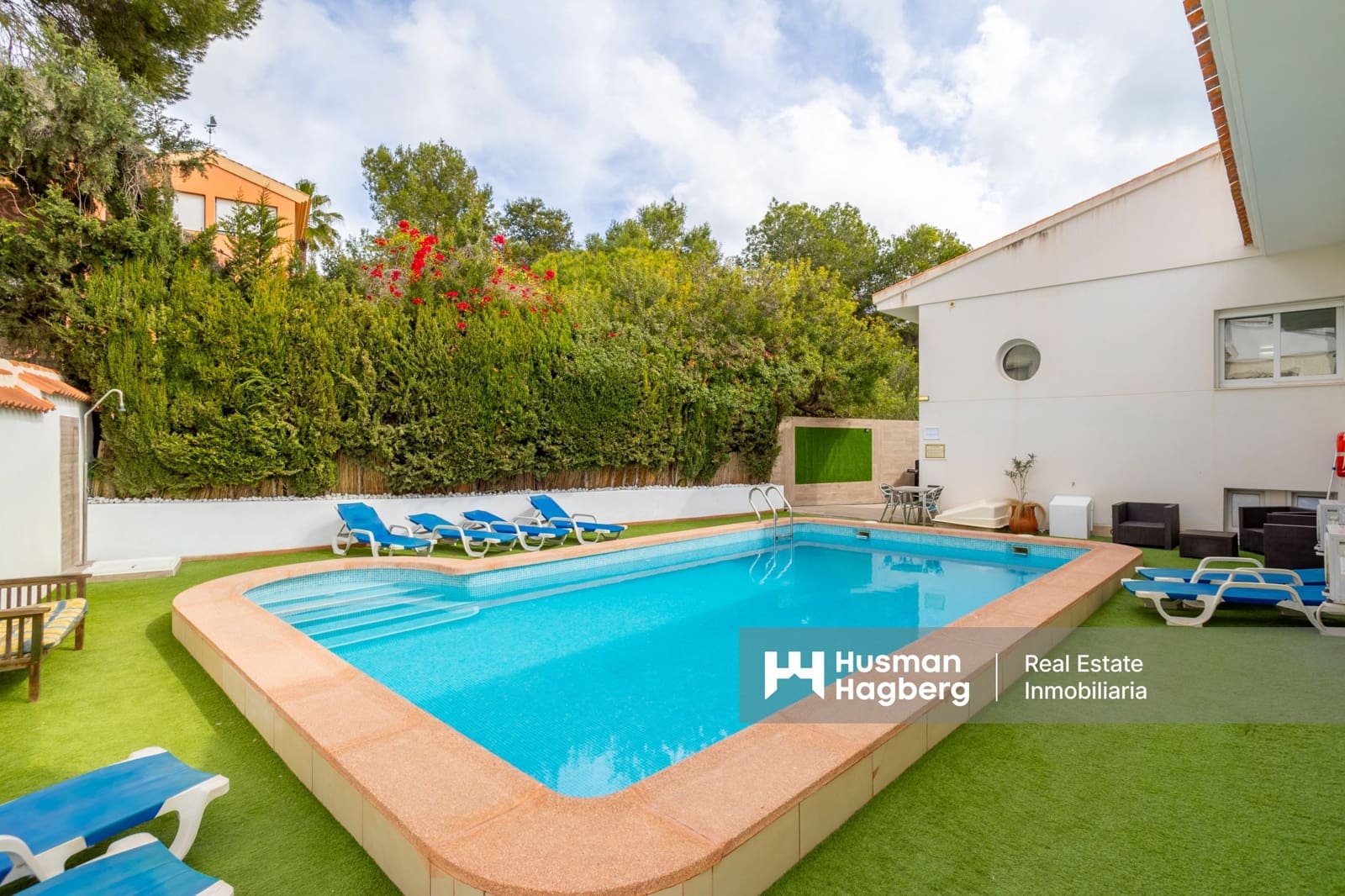 8 Zimmer Villa zu verkaufen in Campoamor mit Pool - 1.350.000 € (Ref: 9849842)