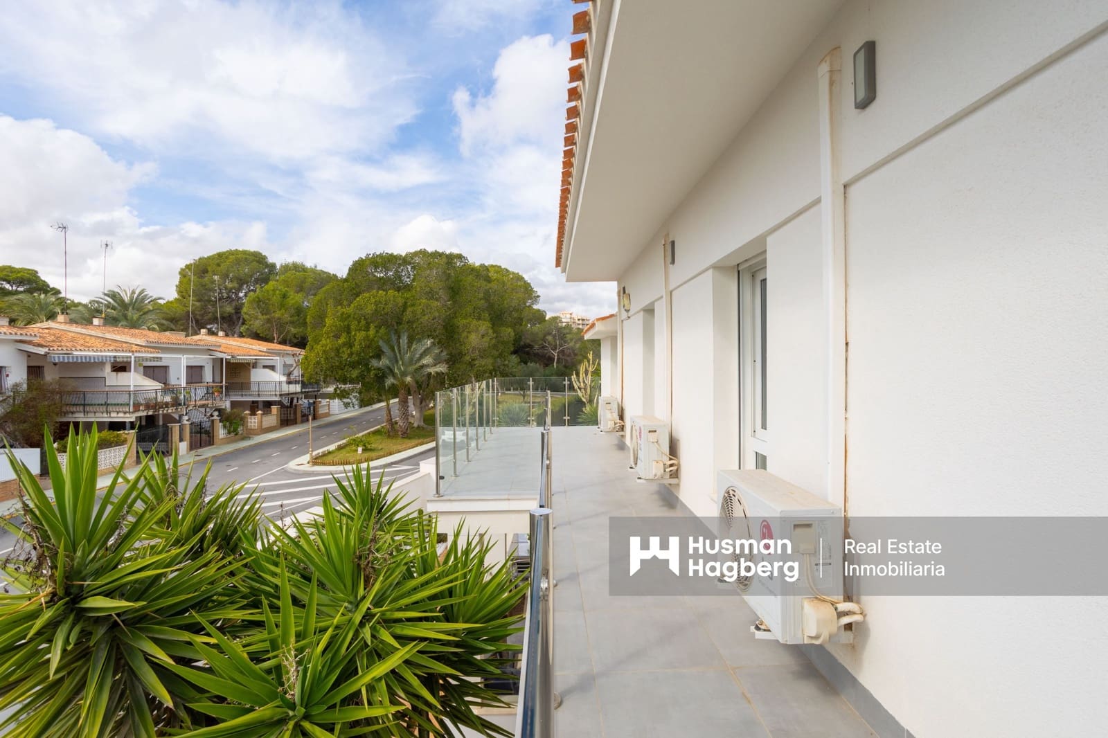 8 Zimmer Villa zu verkaufen in Campoamor mit Pool - 1.350.000 € (Ref: 9849842)
