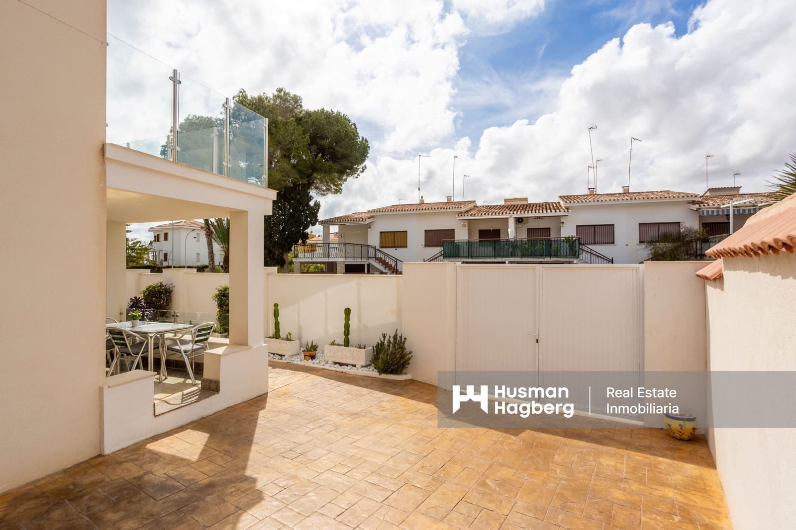8 Zimmer Villa zu verkaufen in Campoamor mit Pool - 1.350.000 € (Ref: 9849842)