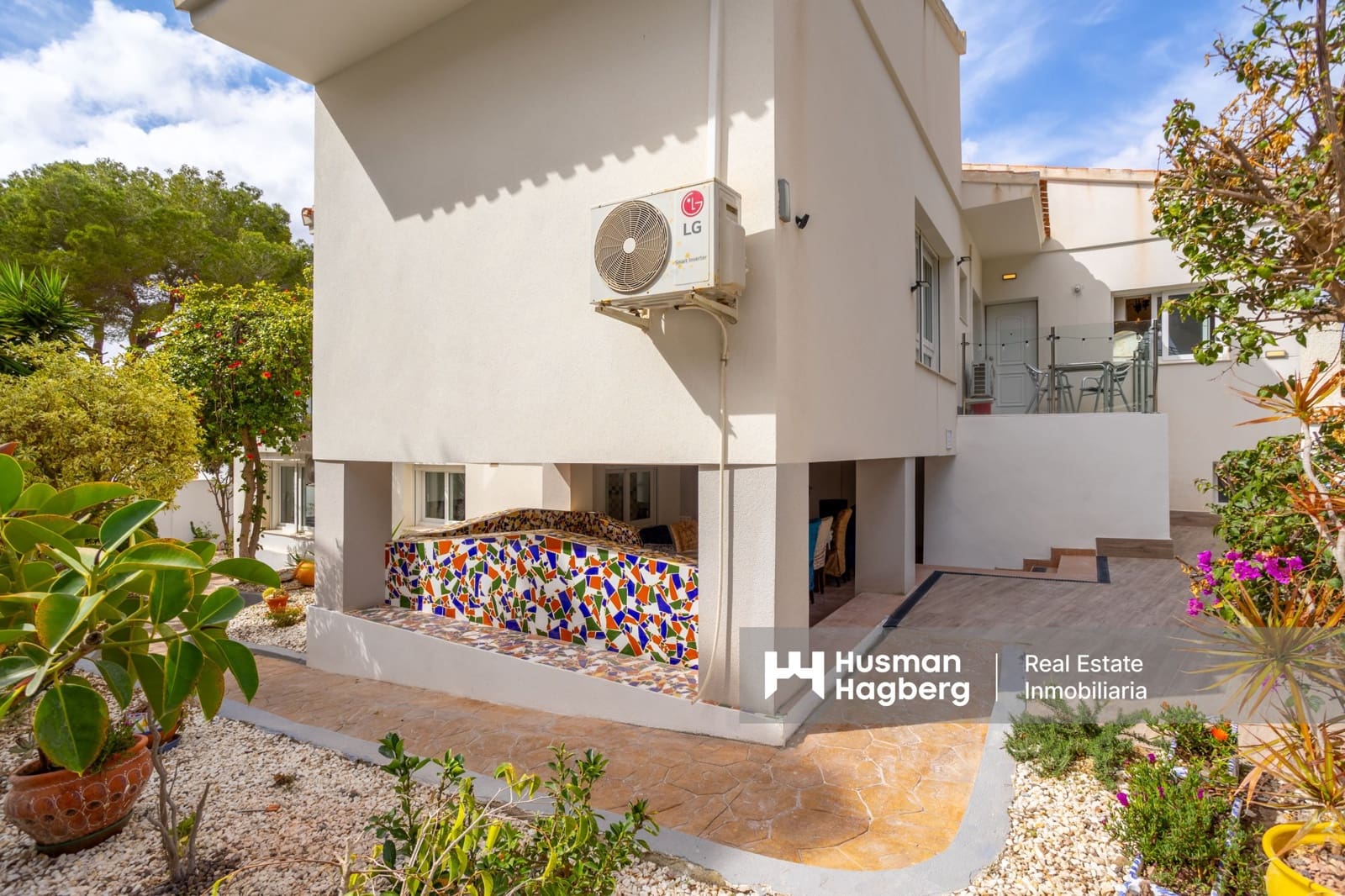 8 Zimmer Villa zu verkaufen in Campoamor mit Pool - 1.350.000 € (Ref: 9849842)
