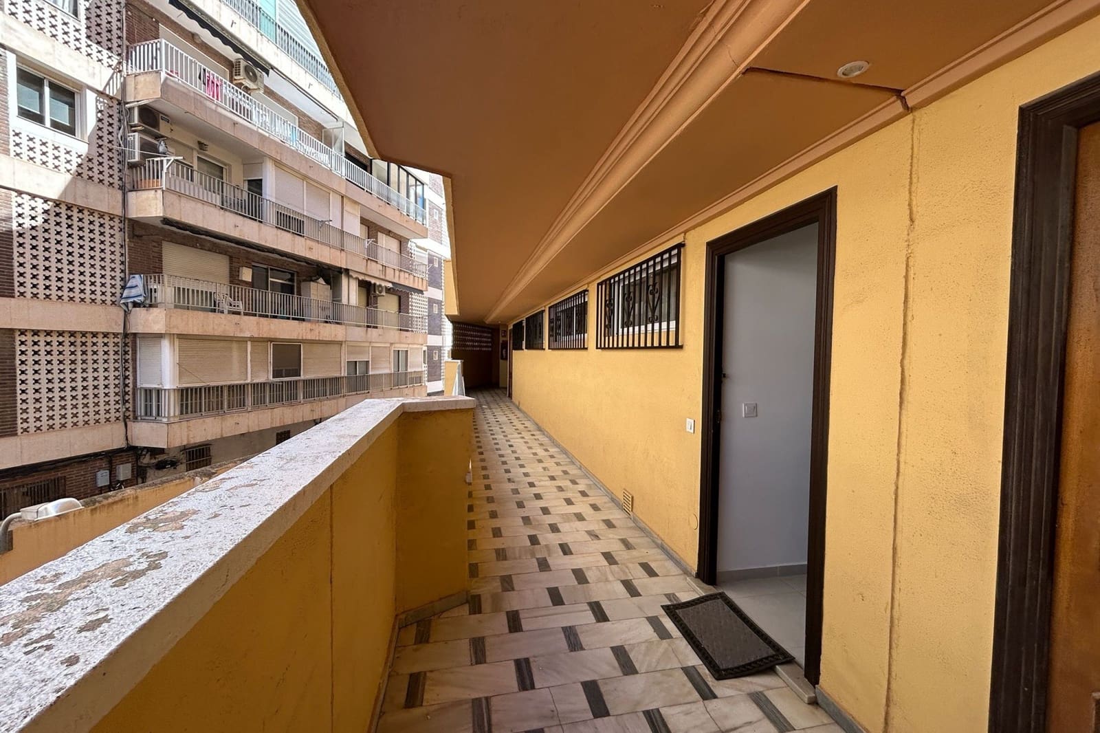 3 chambre Appartement à vendre à Torrevieja - 246 000 € (Ref: 9850576)