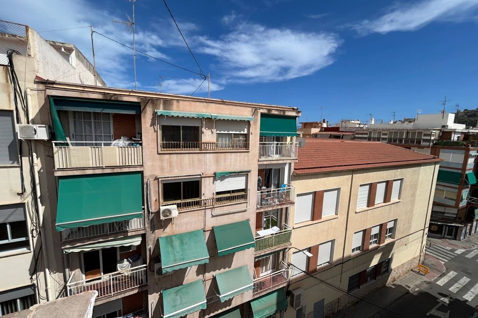 3 soveværelse Lejlighed til salg i Alicante by - € 175.000 (Ref: 9854504)