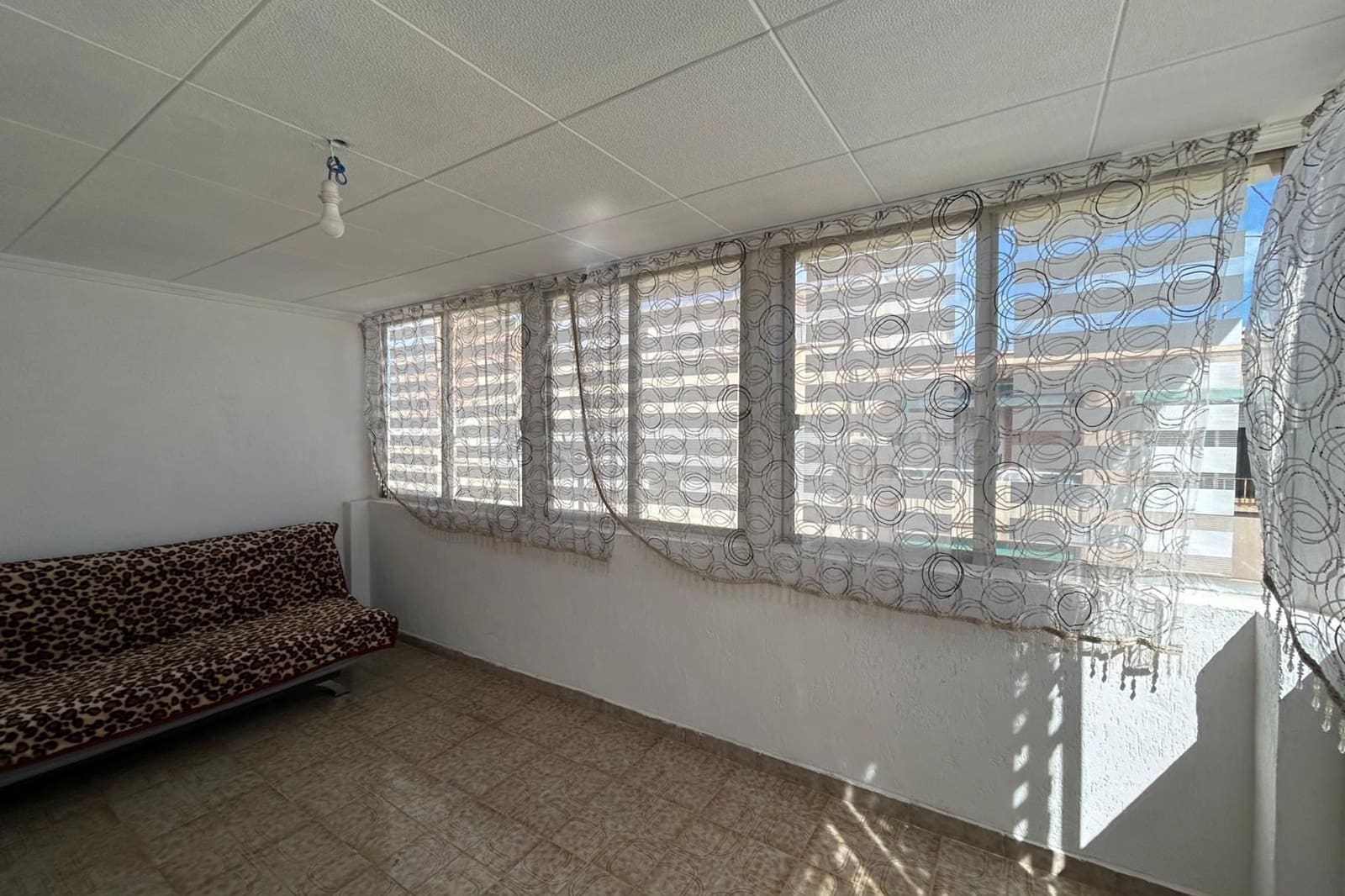 3 soveværelse Lejlighed til salg i Alicante by - € 175.000 (Ref: 9854504)