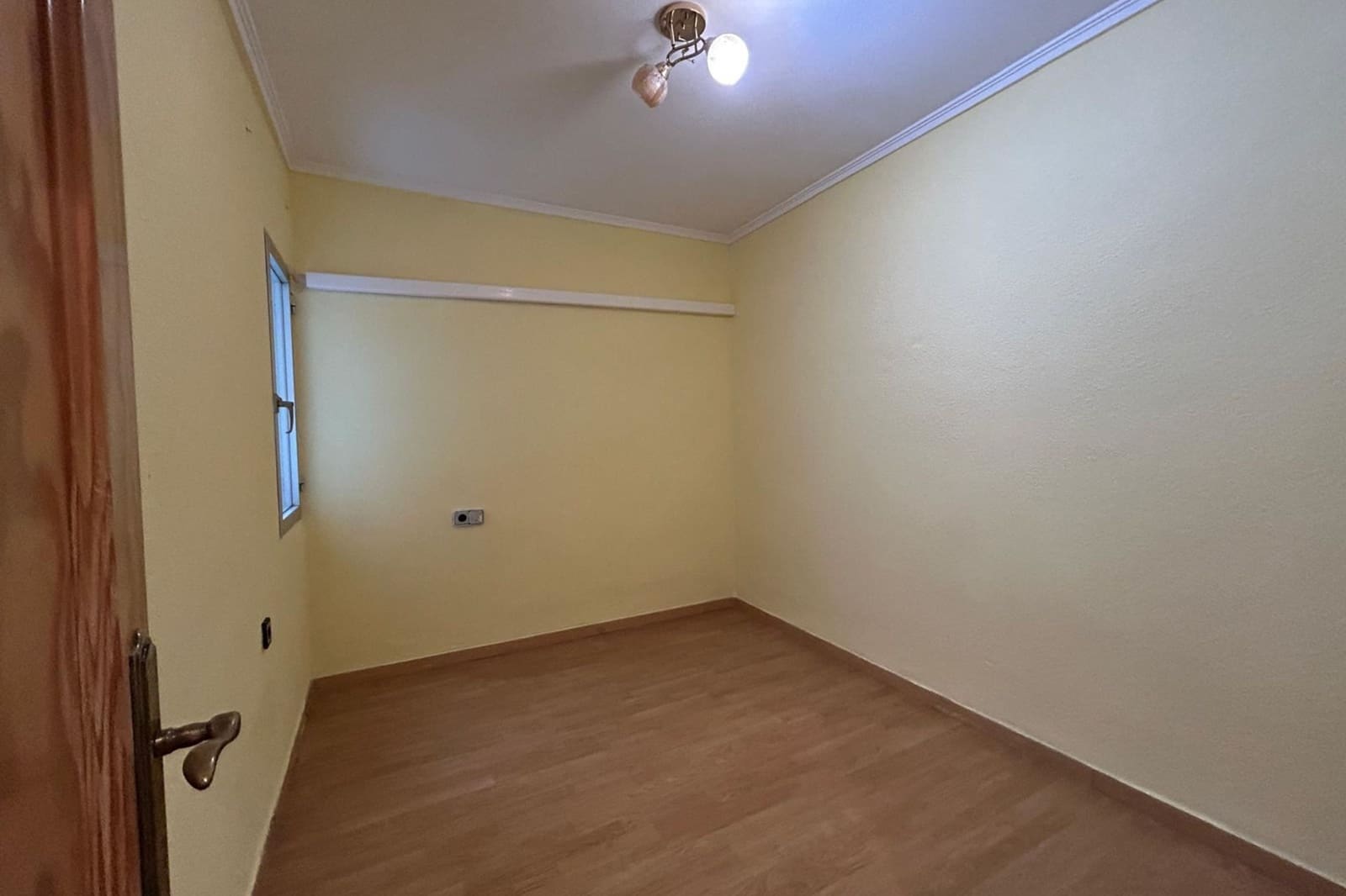 3 soveværelse Lejlighed til salg i Alicante by - € 187.000 (Ref: 9854505)