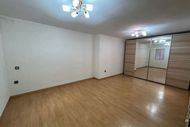 3 makuuhuone Huoneisto myytävänä paikassa Pla de Bon Repos, Alicante kaupunki - 187 000 € (Ref: 9854505)