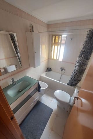 2 makuuhuone Huoneisto myytävänä paikassa La Alcoraya, Alicante kaupunki - 156 000 € (Ref: 9854506)