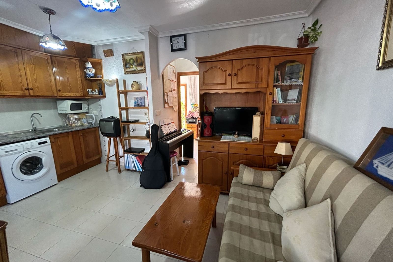 1 makuuhuone Omakotitalo myytävänä paikassa Torrevieja - 148 900 € (Ref: 9858920)