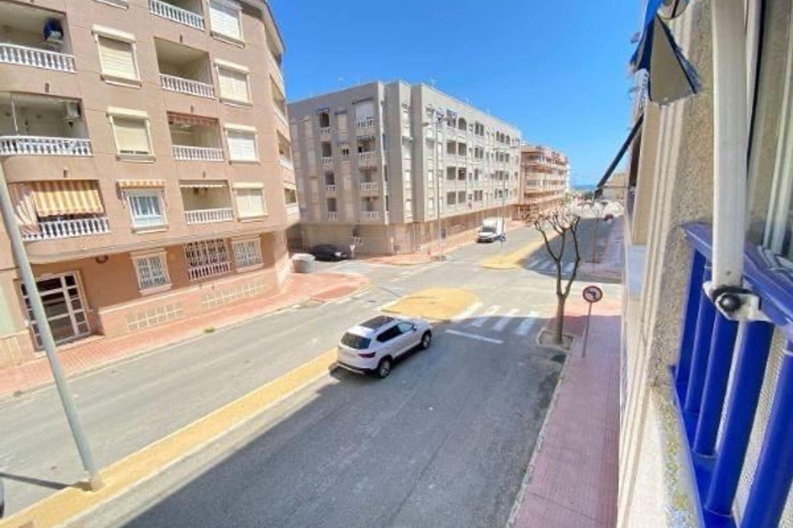 2 bedroom Apartment for sale in Guardamar del Segura - € 180,000 (Ref: 9866043)