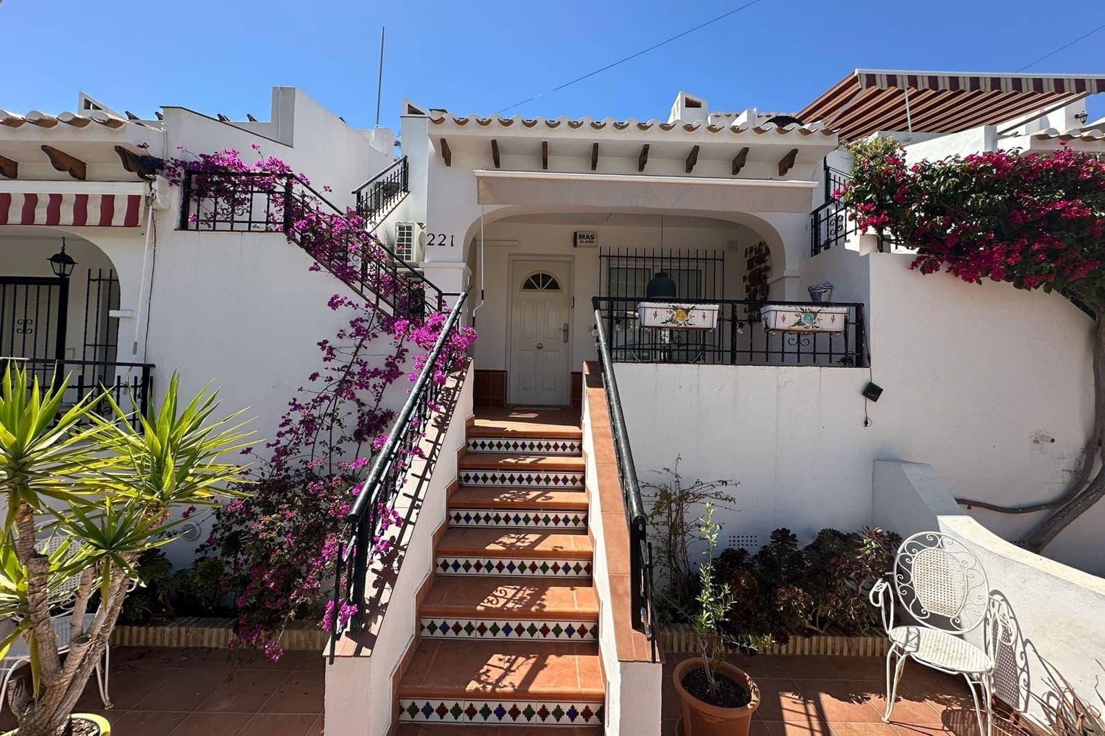 2 chambre Maison de Ville à vendre à Villamartin avec piscine - 229 900 € (Ref: 9867441)