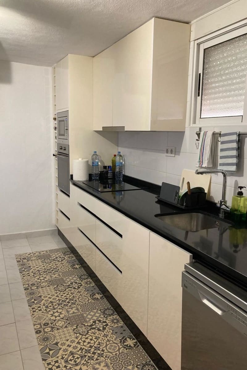 3 soverom Hus til salgs i Torrevieja - € 182 000 (Ref: 9867662)