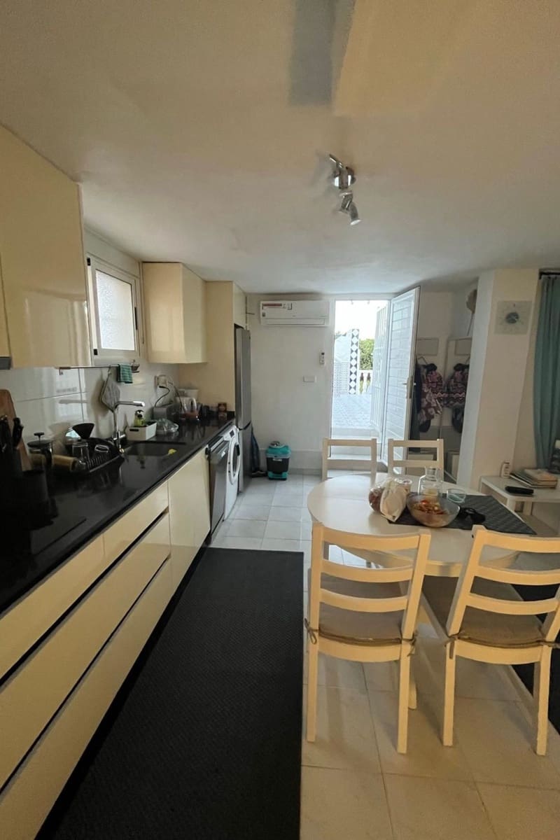 3 soverom Hus til salgs i Torrevieja - € 182 000 (Ref: 9867662)