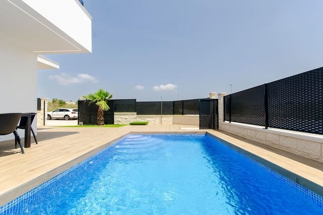3 sypialnia Willa na sprzedaż w San Miguel de Salinas z basenem - 395 000 € (Ref: 9872389)