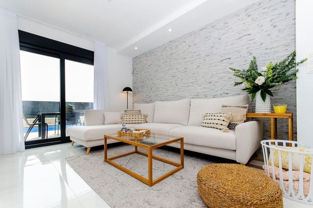 3 sypialnia Willa na sprzedaż w San Miguel de Salinas z basenem - 395 000 € (Ref: 9872389)