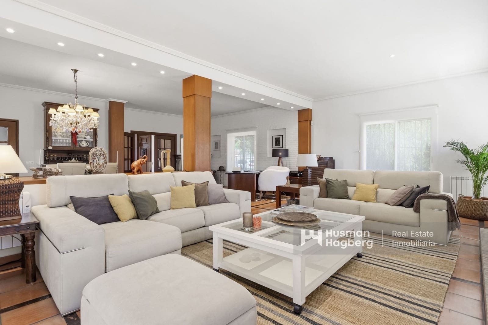 5 Zimmer Villa zu verkaufen in Aguas Nuevas mit Pool - 1.650.000 € (Ref: 9875313)