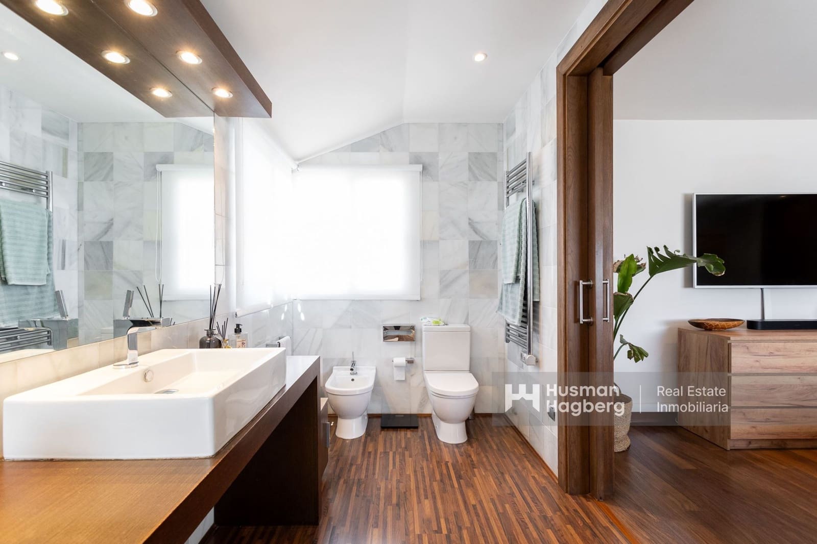 5 Zimmer Villa zu verkaufen in Aguas Nuevas mit Pool - 1.650.000 € (Ref: 9875313)