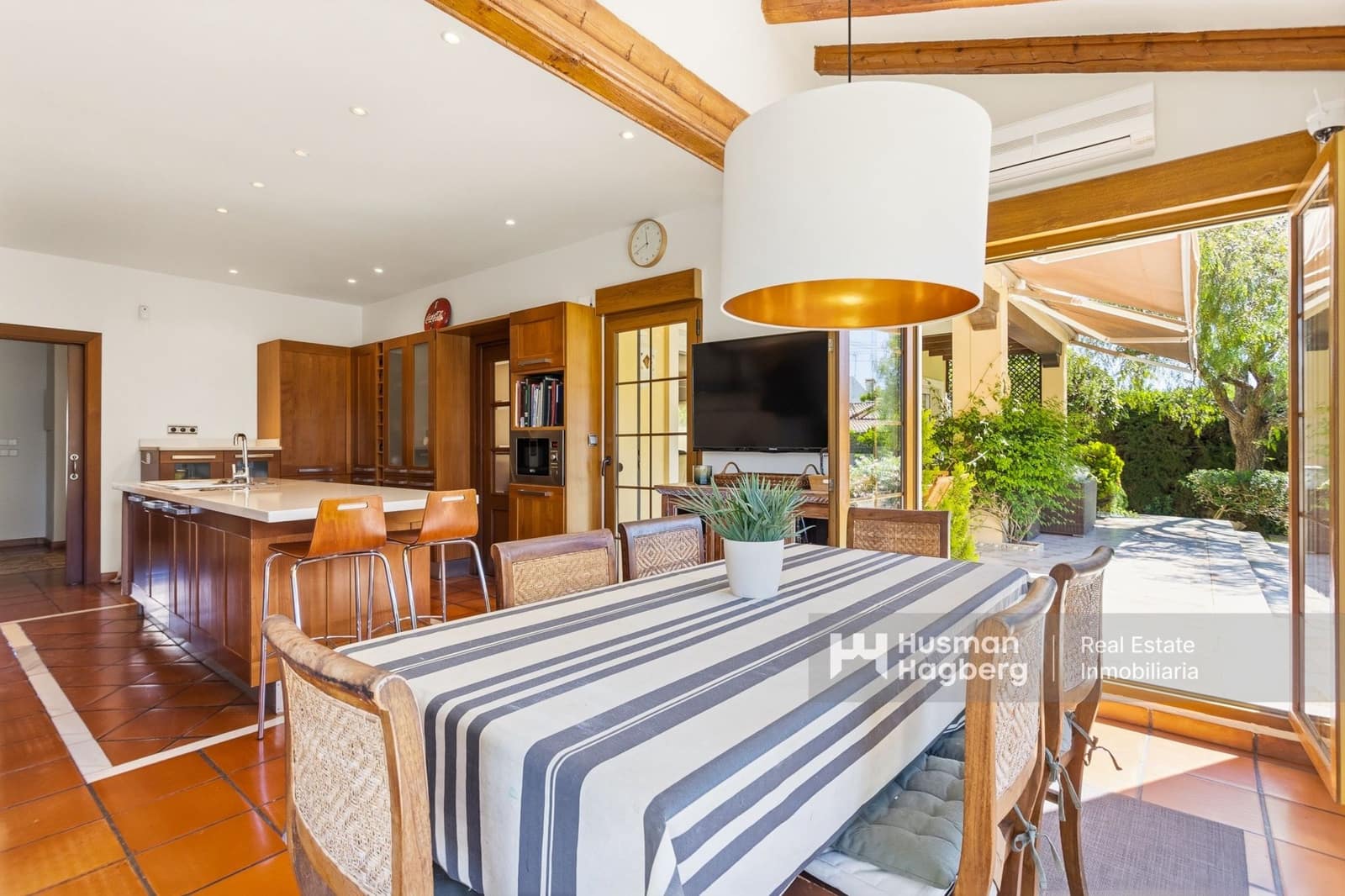 5 Zimmer Villa zu verkaufen in Aguas Nuevas mit Pool - 1.650.000 € (Ref: 9875313)
