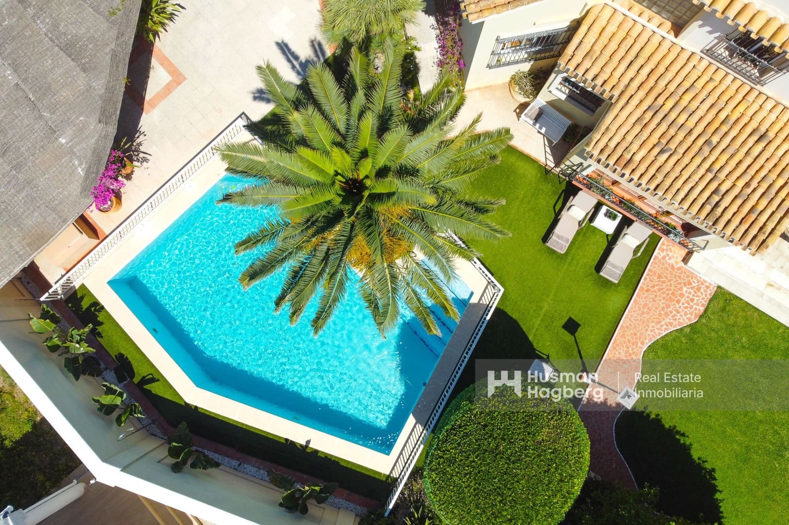 5 Zimmer Villa zu verkaufen in Aguas Nuevas mit Pool - 1.650.000 € (Ref: 9875313)