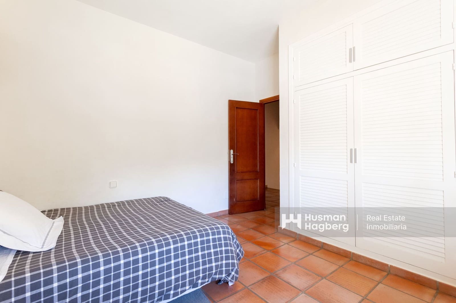 5 Zimmer Villa zu verkaufen in Aguas Nuevas mit Pool - 1.650.000 € (Ref: 9875313)