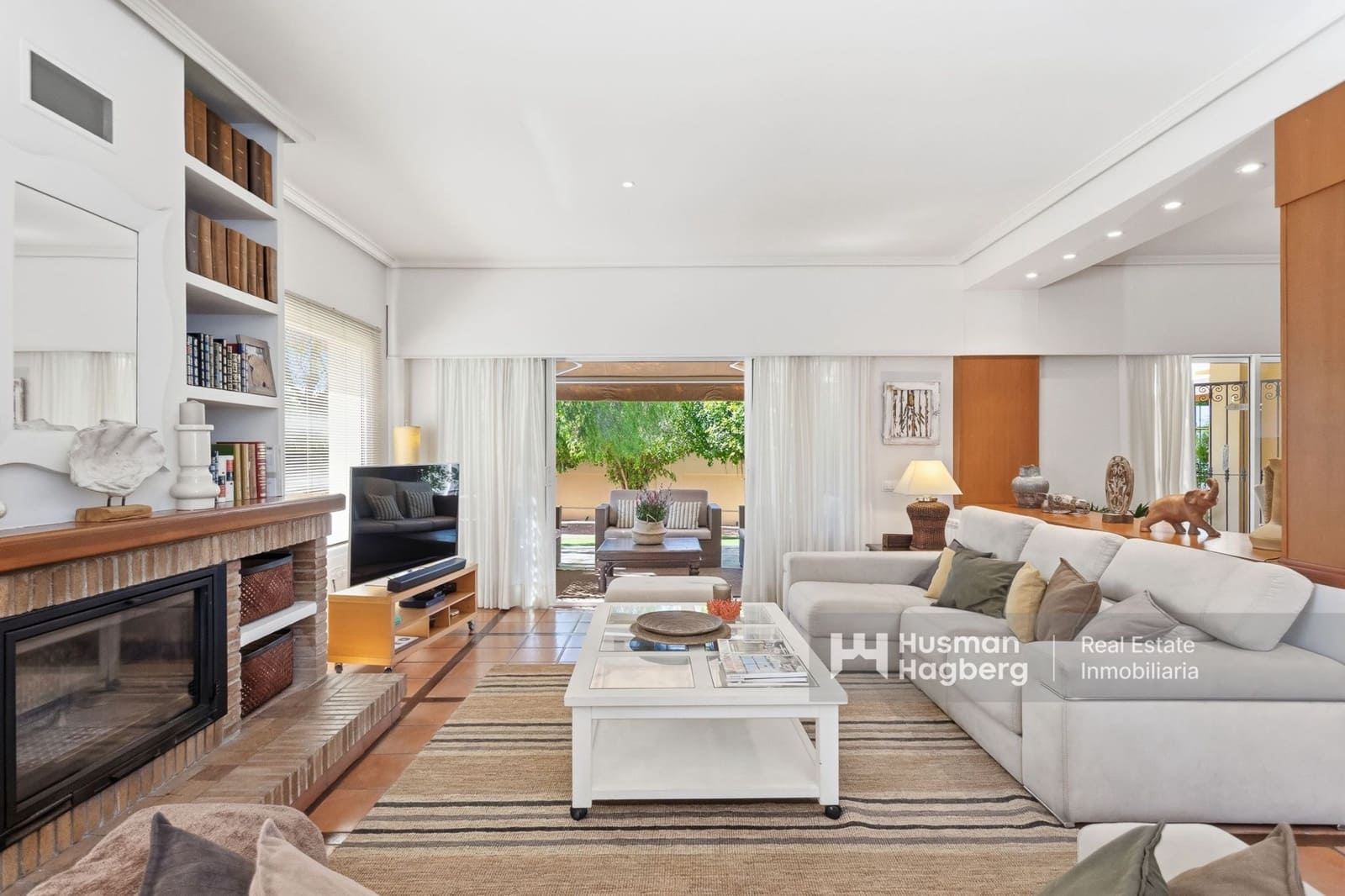 5 Zimmer Villa zu verkaufen in Aguas Nuevas mit Pool - 1.650.000 € (Ref: 9875313)
