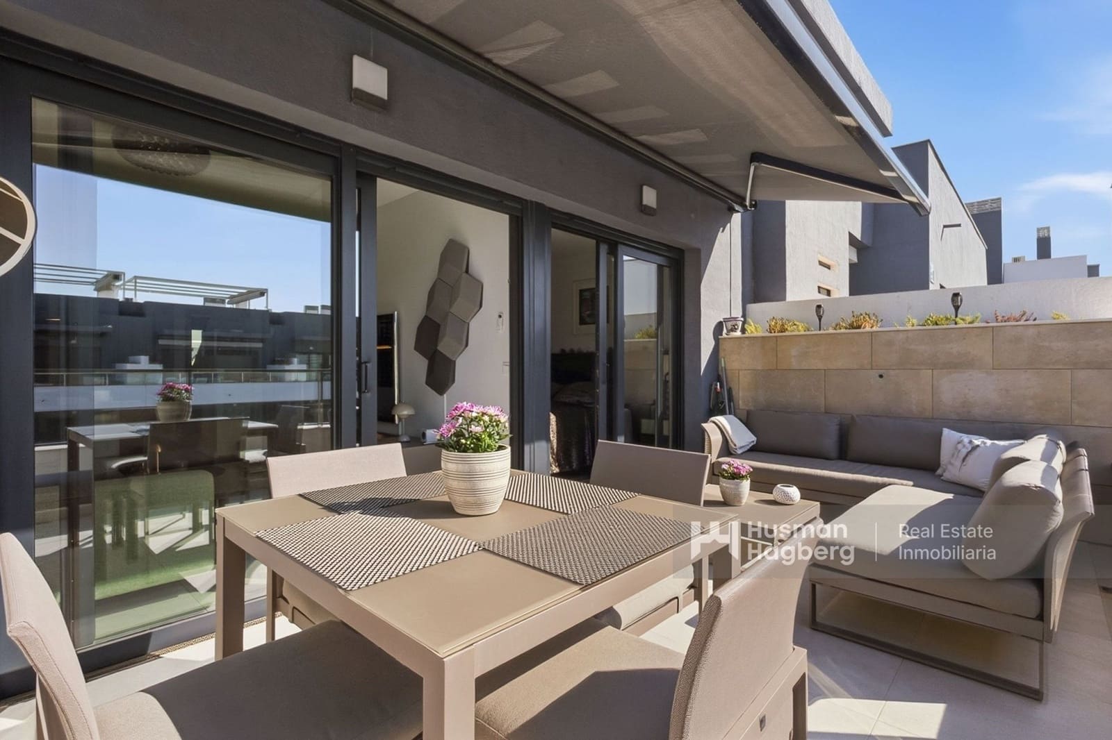 2 soveværelse Lejlighed til salg i Playa Flamenca med swimmingpool - € 499.900 (Ref: 9879872)