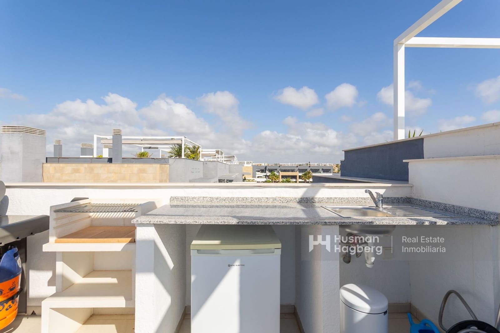 2 soveværelse Lejlighed til salg i Playa Flamenca med swimmingpool - € 499.900 (Ref: 9879872)
