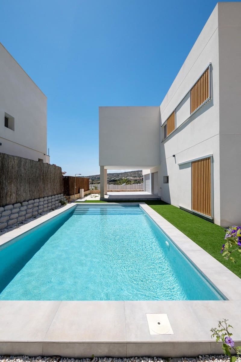 4 sypialnia Willa na sprzedaż w Algorfa z basenem - 669 000 € (Ref: 9883579)