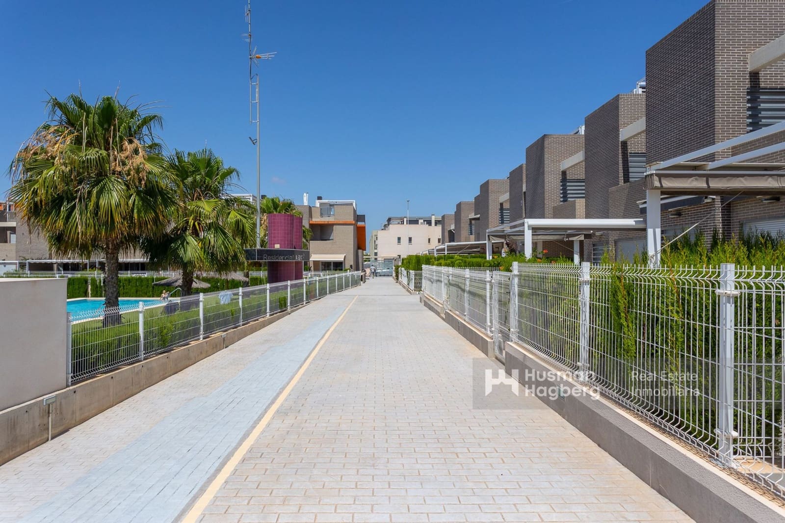 2 sypialnia Apartament na sprzedaż w Torrevieja z basenem - 259 000 € (Ref: 9893208)