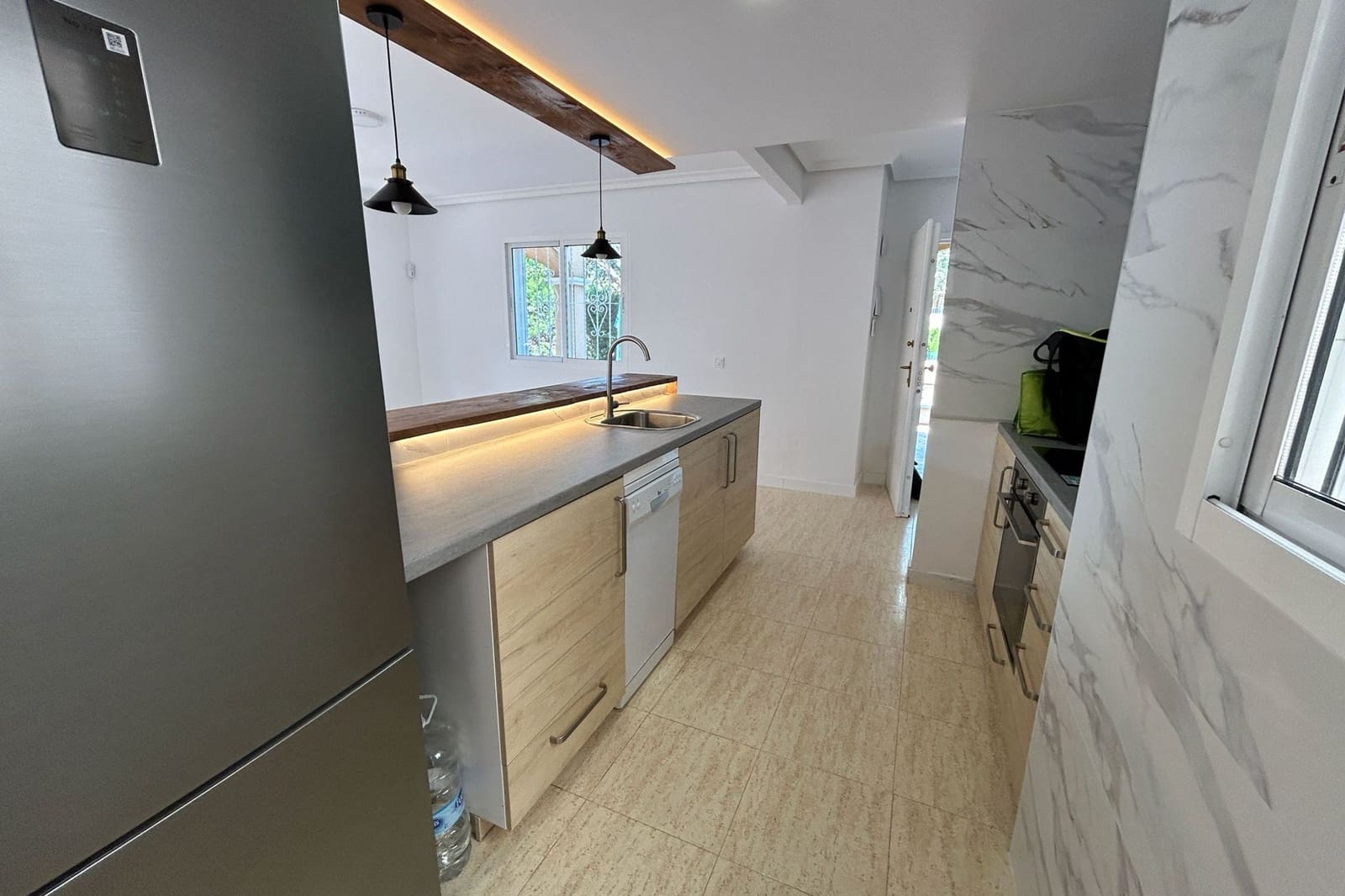 Casa de 3 habitaciones en Pilar de la Horadada en venta con piscina - 299.999 € (Ref: 9895364)