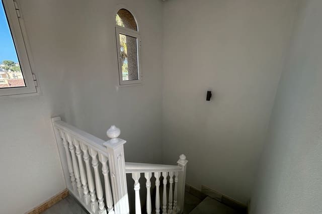 Casa de 3 habitaciones en Mil Palmeras, Pilar de la Horadada en venta con piscina - 299.999 € (Ref: 9895364)