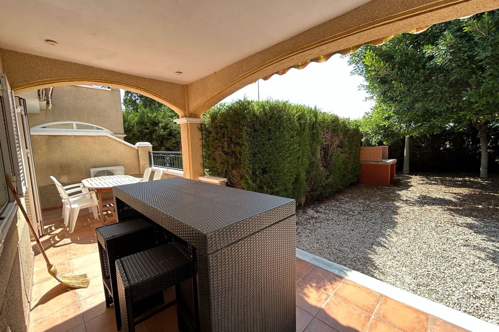 Casa de 3 habitaciones en Pilar de la Horadada en venta con piscina - 299.999 € (Ref: 9895364)