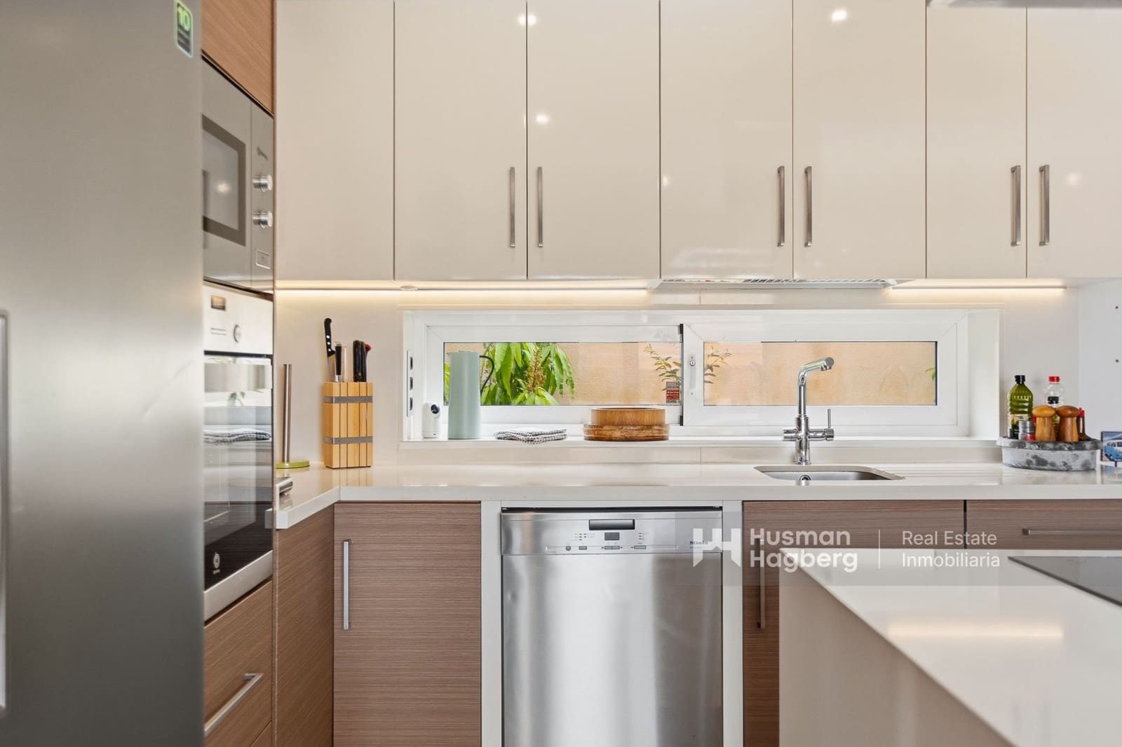 6 quarto Moradia para venda em Aguas Nuevas com piscina - 795 000 € (Ref: 9900021)