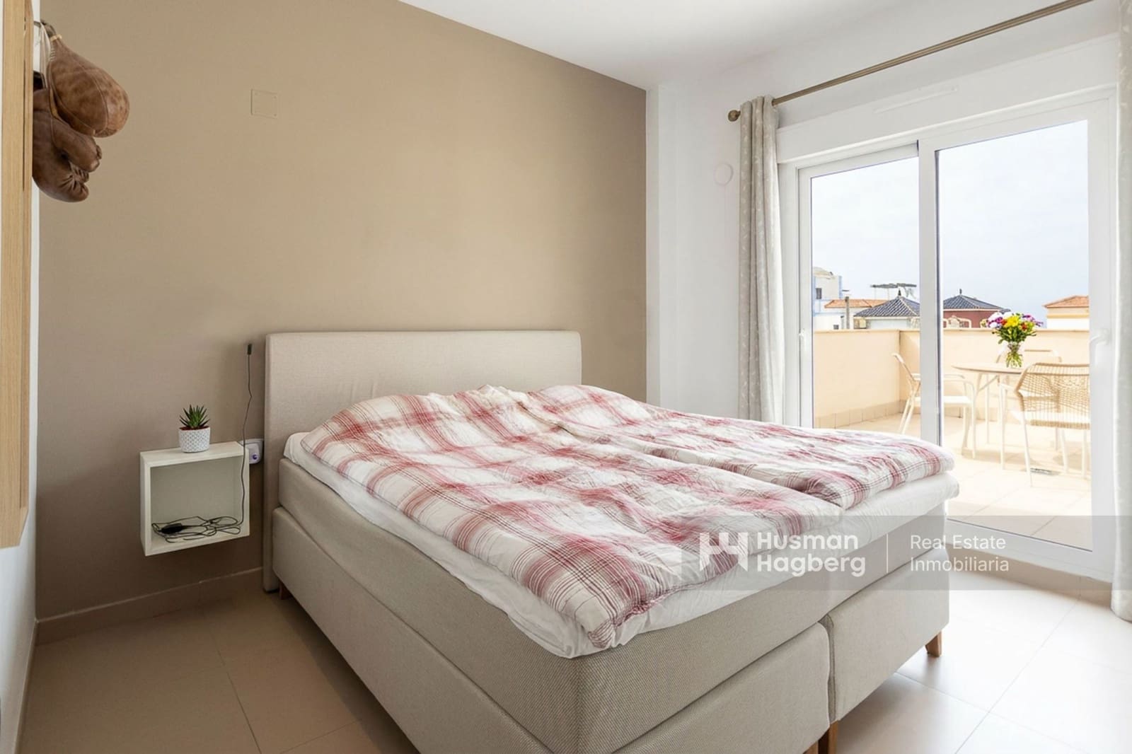 6 quarto Moradia para venda em Aguas Nuevas com piscina - 795 000 € (Ref: 9900021)