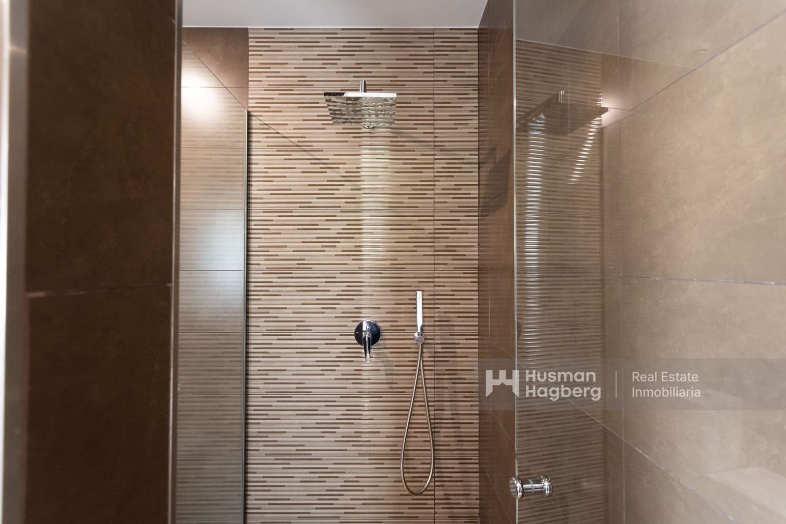 6 quarto Moradia para venda em Aguas Nuevas com piscina - 795 000 € (Ref: 9900021)