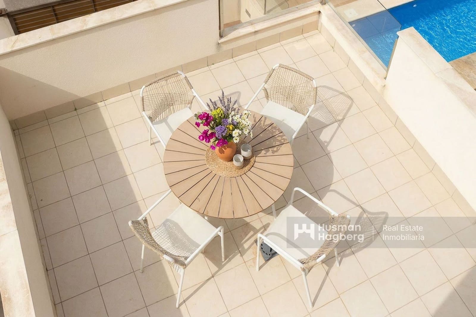 6 quarto Moradia para venda em Aguas Nuevas com piscina - 795 000 € (Ref: 9900021)