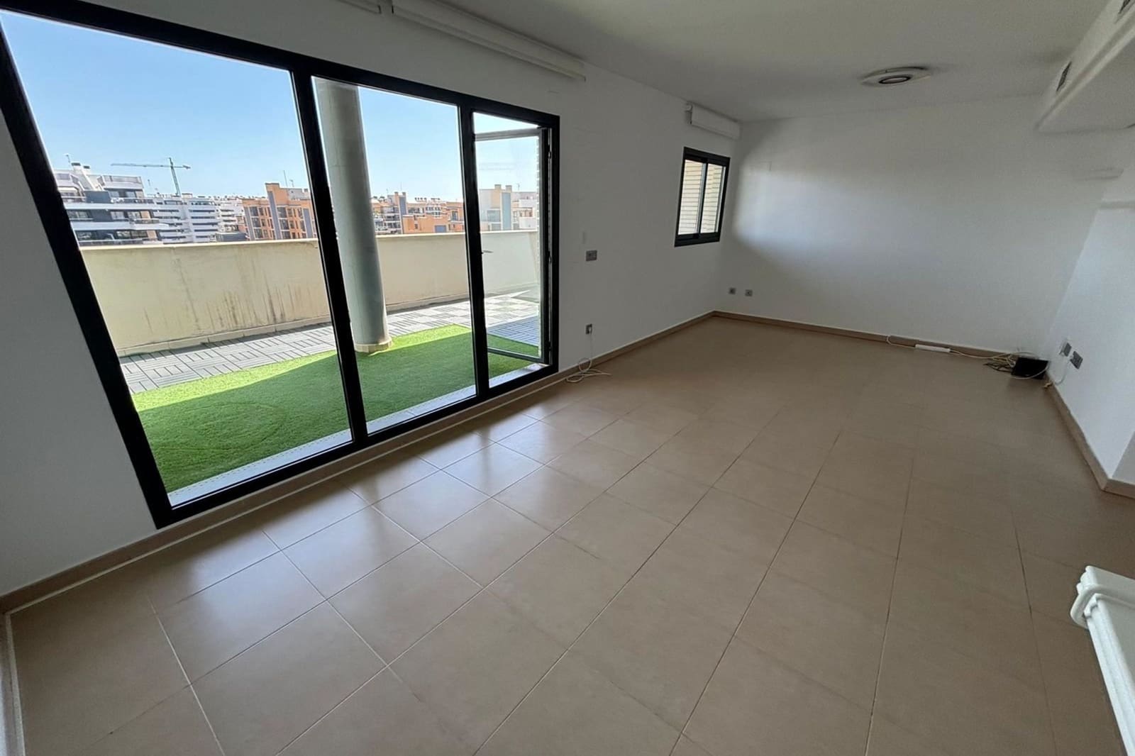 2 sypialnia Apartament na sprzedaż w Playa de San Juan z basenem - 624 000 € (Ref: 9914570)