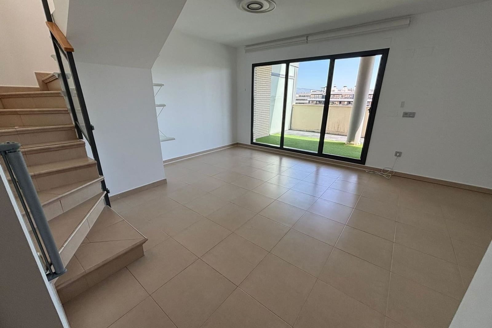 2 sypialnia Apartament na sprzedaż w Playa de San Juan z basenem - 624 000 € (Ref: 9914570)