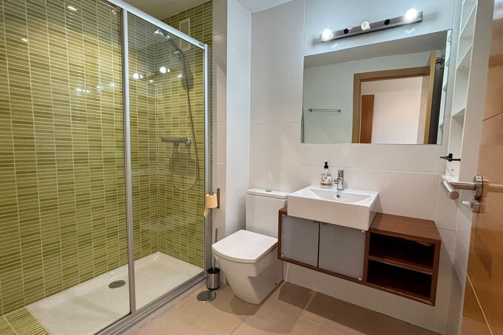2 sypialnia Apartament na sprzedaż w Playa de San Juan z basenem - 624 000 € (Ref: 9914570)