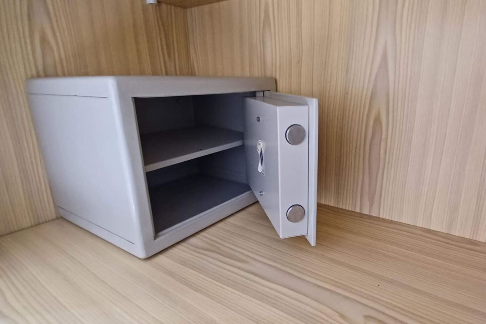 4 Zimmer Apartment zu verkaufen in Playa de San Juan mit Pool - 560.000 € (Ref: 9914571)