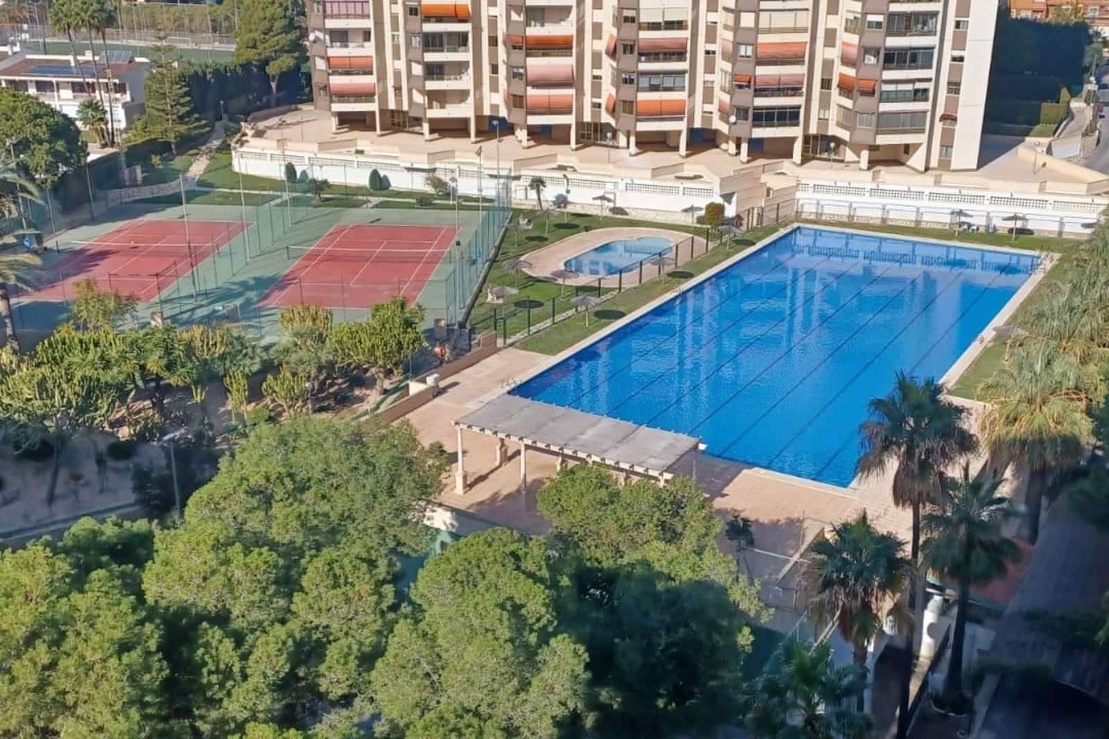 4 Zimmer Apartment zu verkaufen in Playa de San Juan mit Pool - 560.000 € (Ref: 9914571)