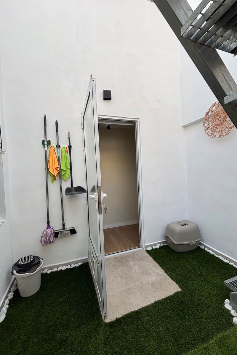 4 bedroom Townhouse for sale in Torrevieja - € 359,000 (Ref: 9918986)