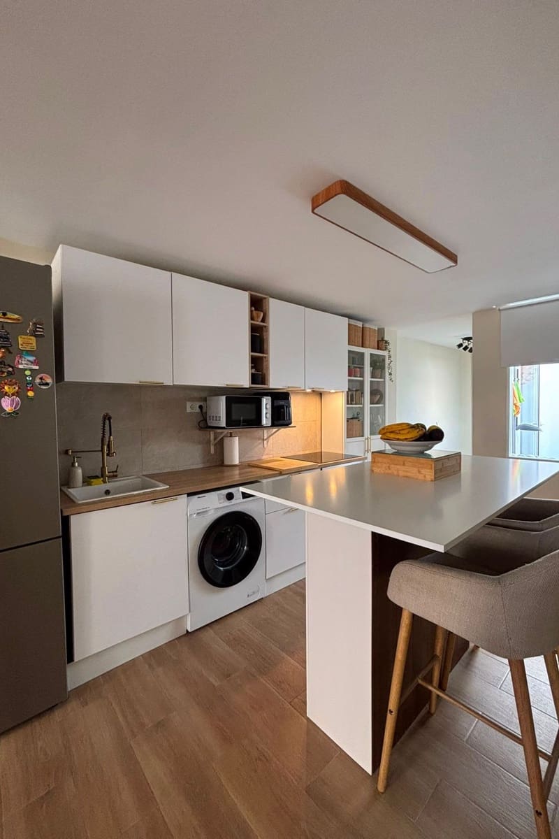 4 bedroom Townhouse for sale in Torrevieja - € 359,000 (Ref: 9918986)