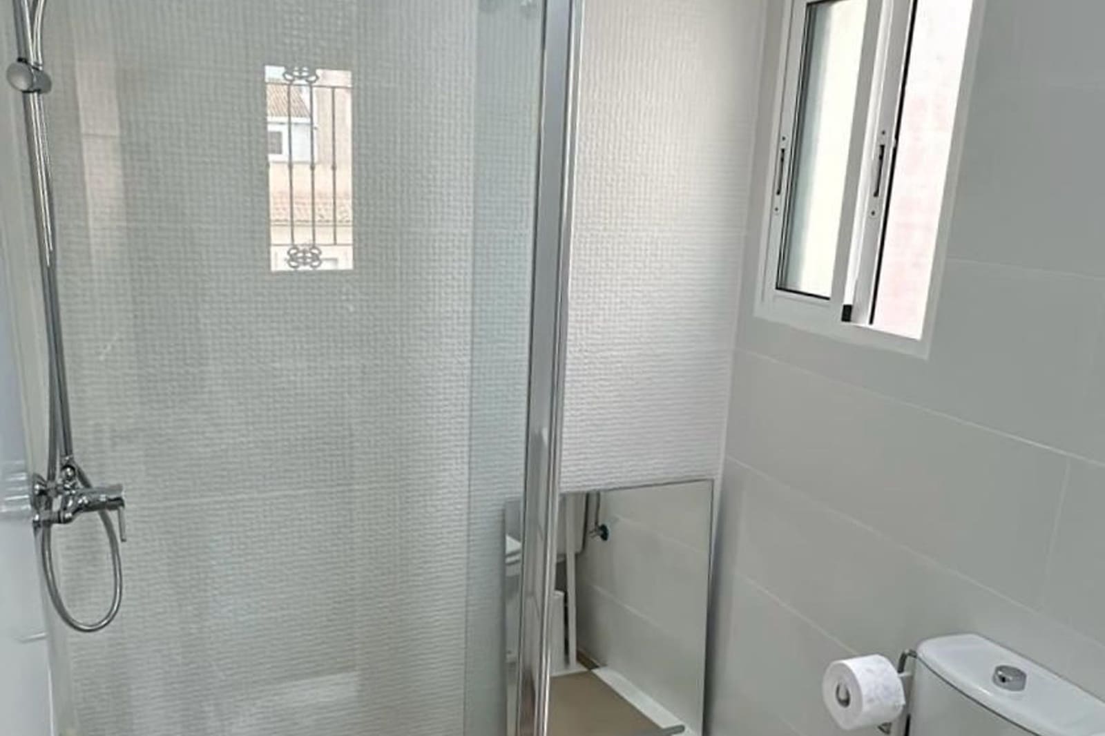 Casa de 3 habitaciones en Playa Flamenca en venta con piscina - 285.000 € (Ref: 9918987)