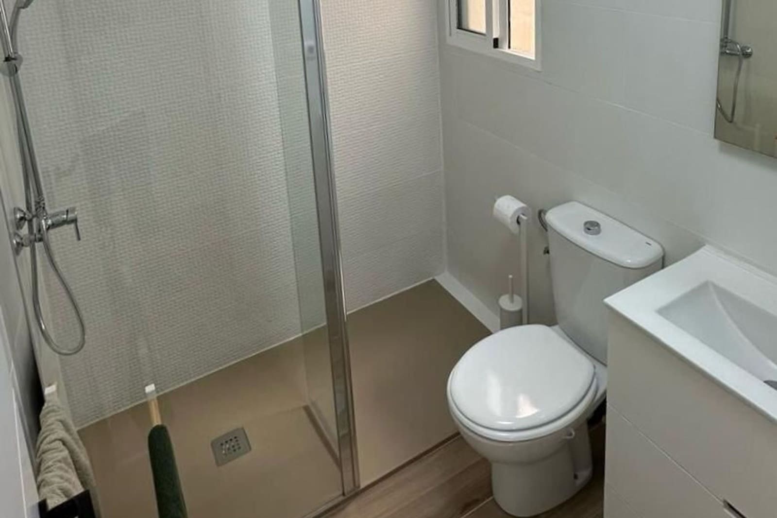 Casa de 3 habitaciones en Playa Flamenca en venta con piscina - 285.000 € (Ref: 9918987)